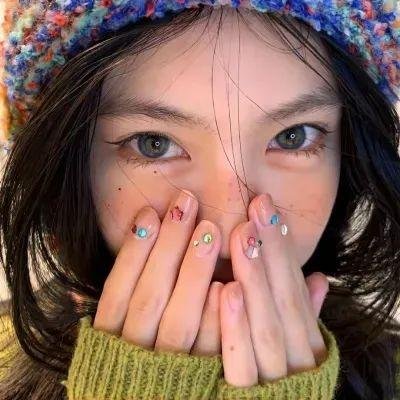 突如其蓝